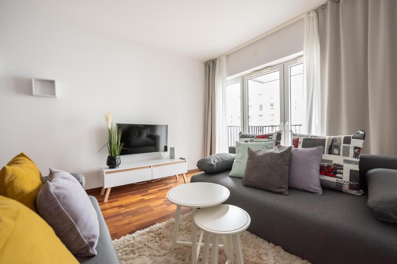 Wola Sunset Free Parking Apartment
